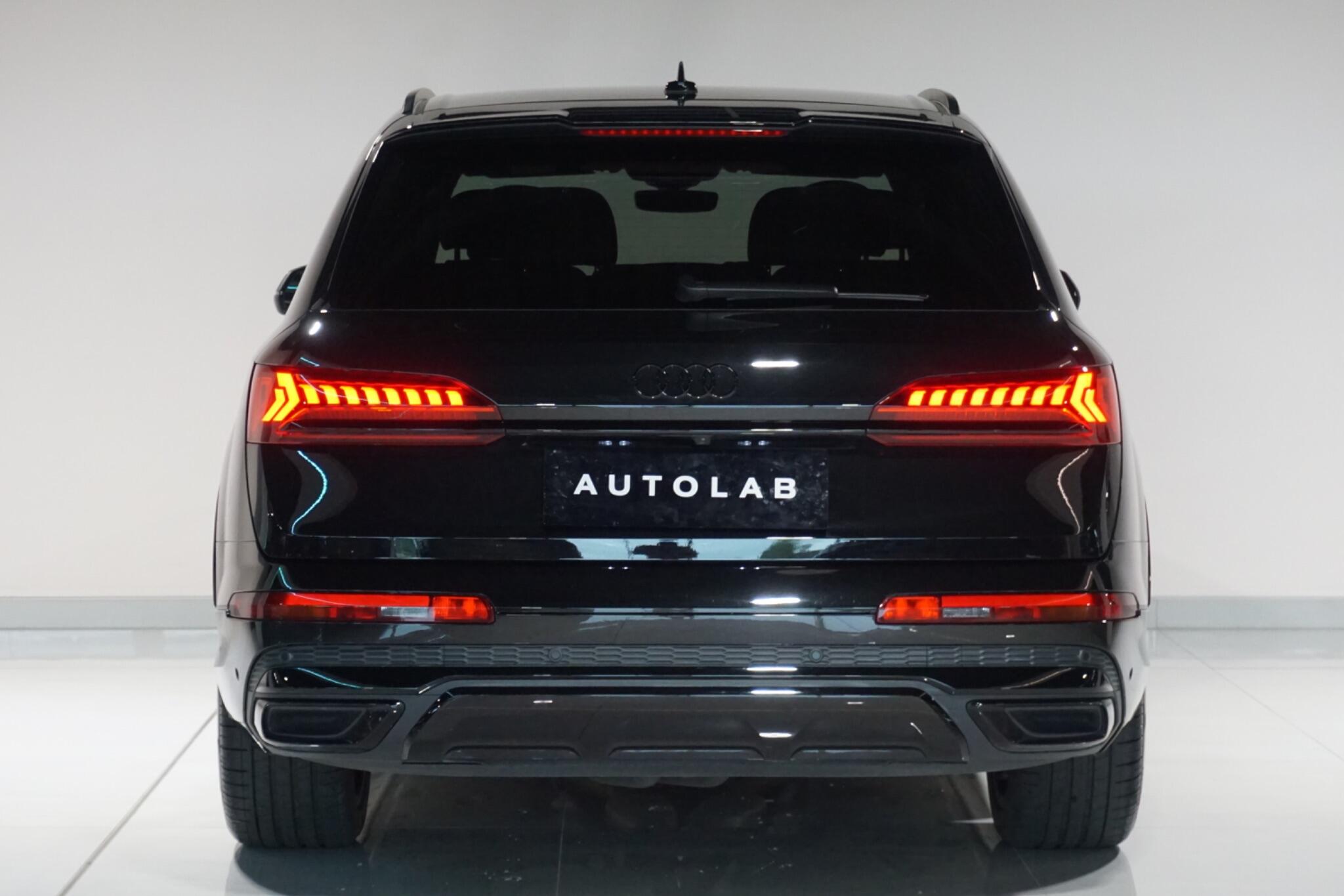 Audi Q7 3.0 TFSI V6 55 Black Edition SUV 5dr Petrol Tiptronic quattro Euro 6 (s/s) (340 ps)